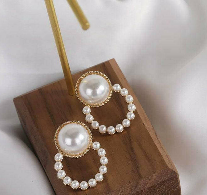 Elegant Golden-Plated Pearl Earrings – Timeless Casual, Formal & Party Wear