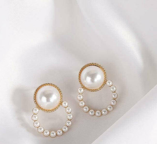 Elegant Golden-Plated Pearl Earrings – Timeless Casual, Formal & Party Wear